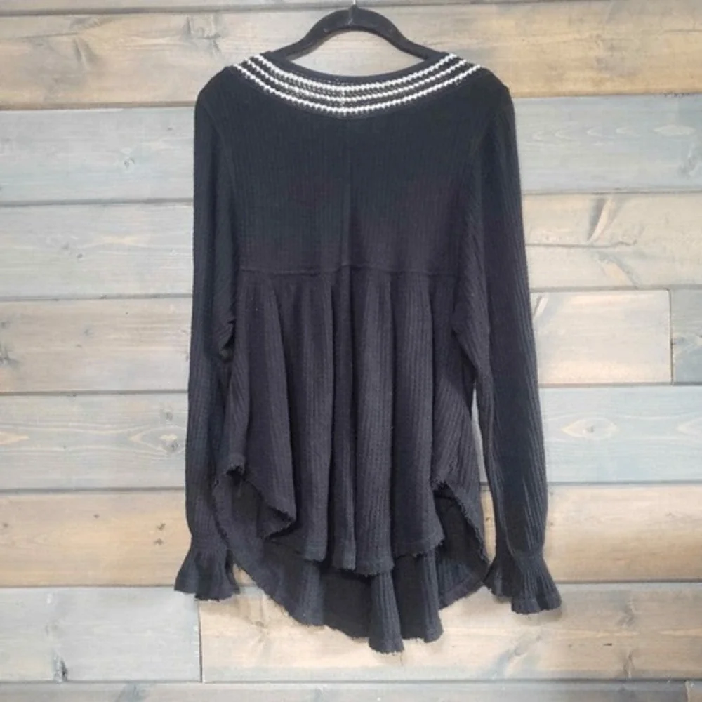 Free People Soul Mate Top Black‎ white embroidery loose fit Womans size M